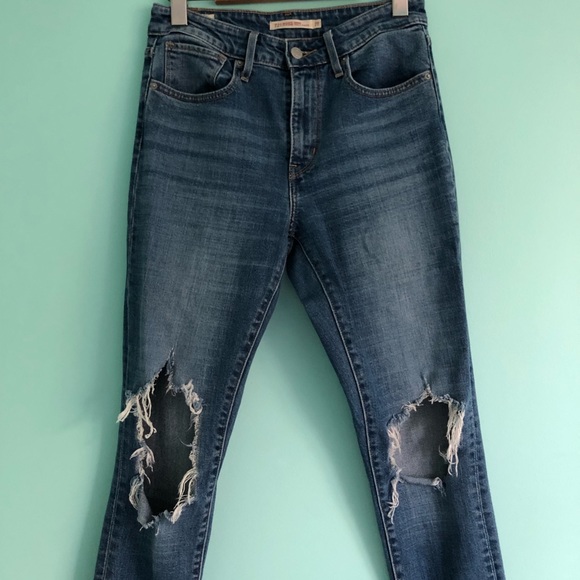 Levi Jeans - Picture 2 of 4